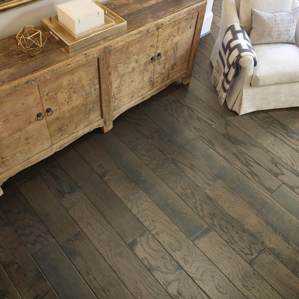 How to Protect Your Hardwood Over the Holidays | Floors By Roberts